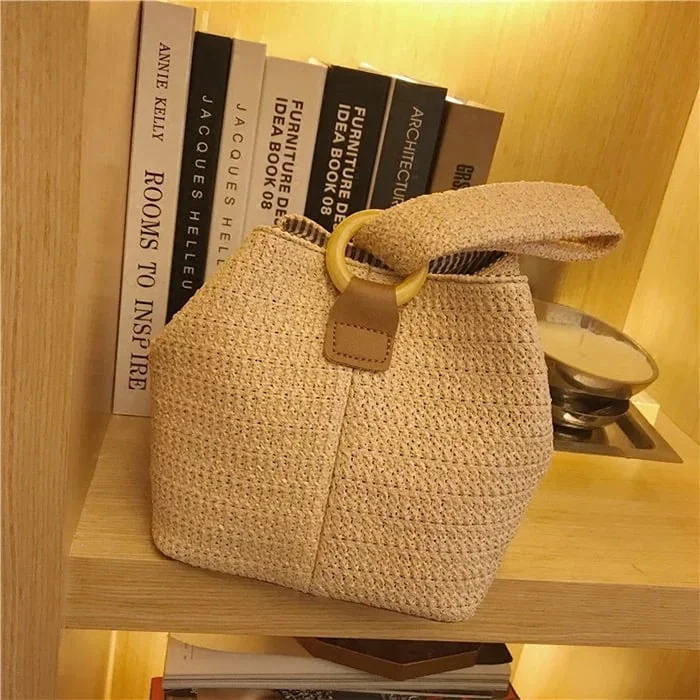 C61AAF1B-A6ED-49EF-BE51-CF0127CC5CC7.jpeg Mini sac Pom Pom